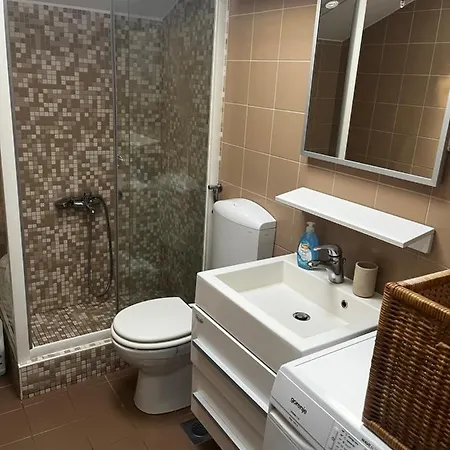 Adrianlemon Apartman Apartmán *