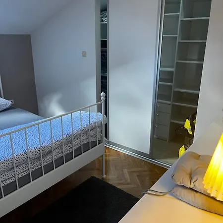 Apartmán Adrianlemon Apartman Kali
